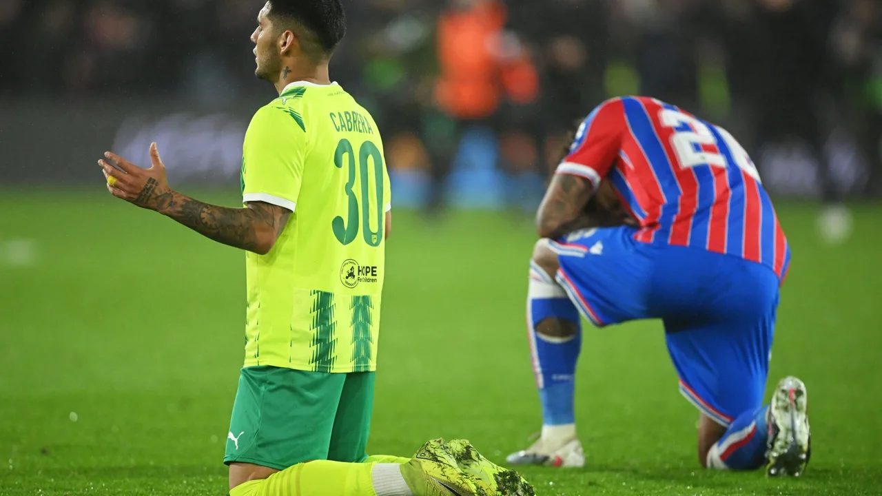 نتائج دور الـ16 في دوري المؤسسات الأوروبية: صدارة لرايو وستراسبورغ وتعثر كريستال بالاس